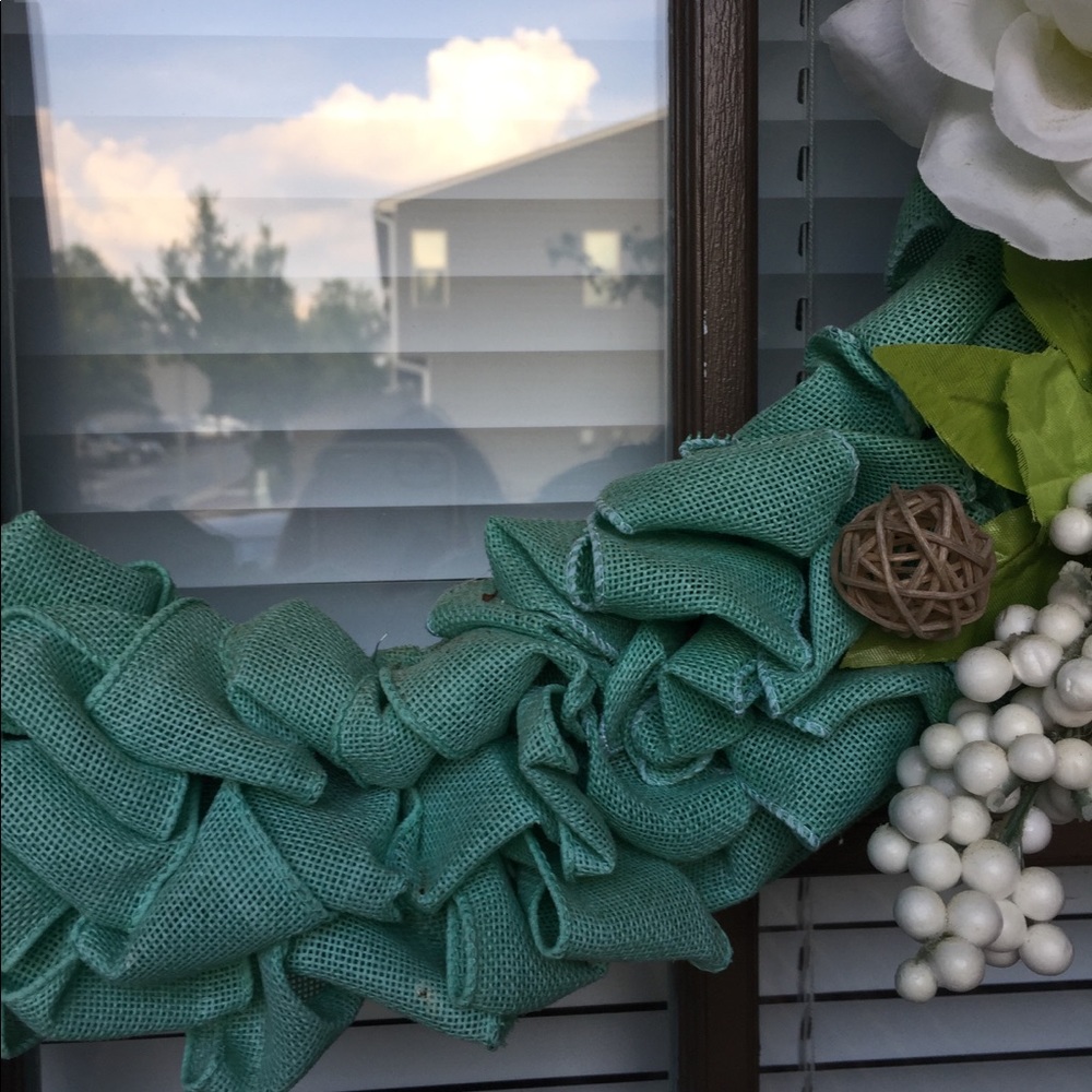 Beautiful new wreath! - Picture 4 of 4